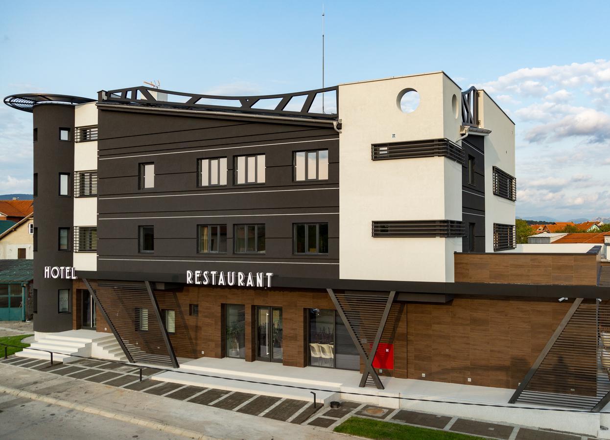 Hotel Ideo Lux Nis Luaran gambar