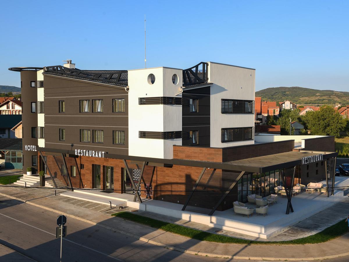 Hotel Ideo Lux Nis Luaran gambar