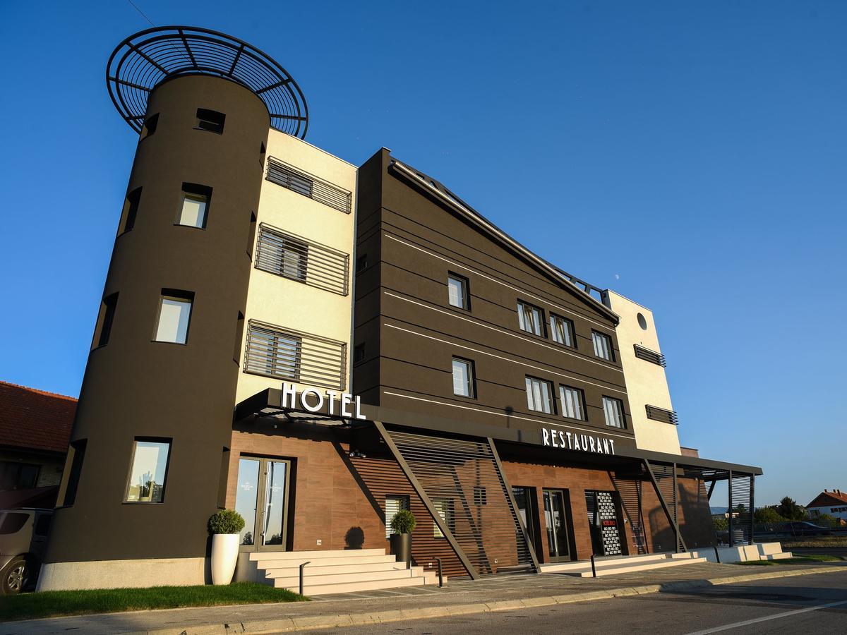 Hotel Ideo Lux Nis Luaran gambar