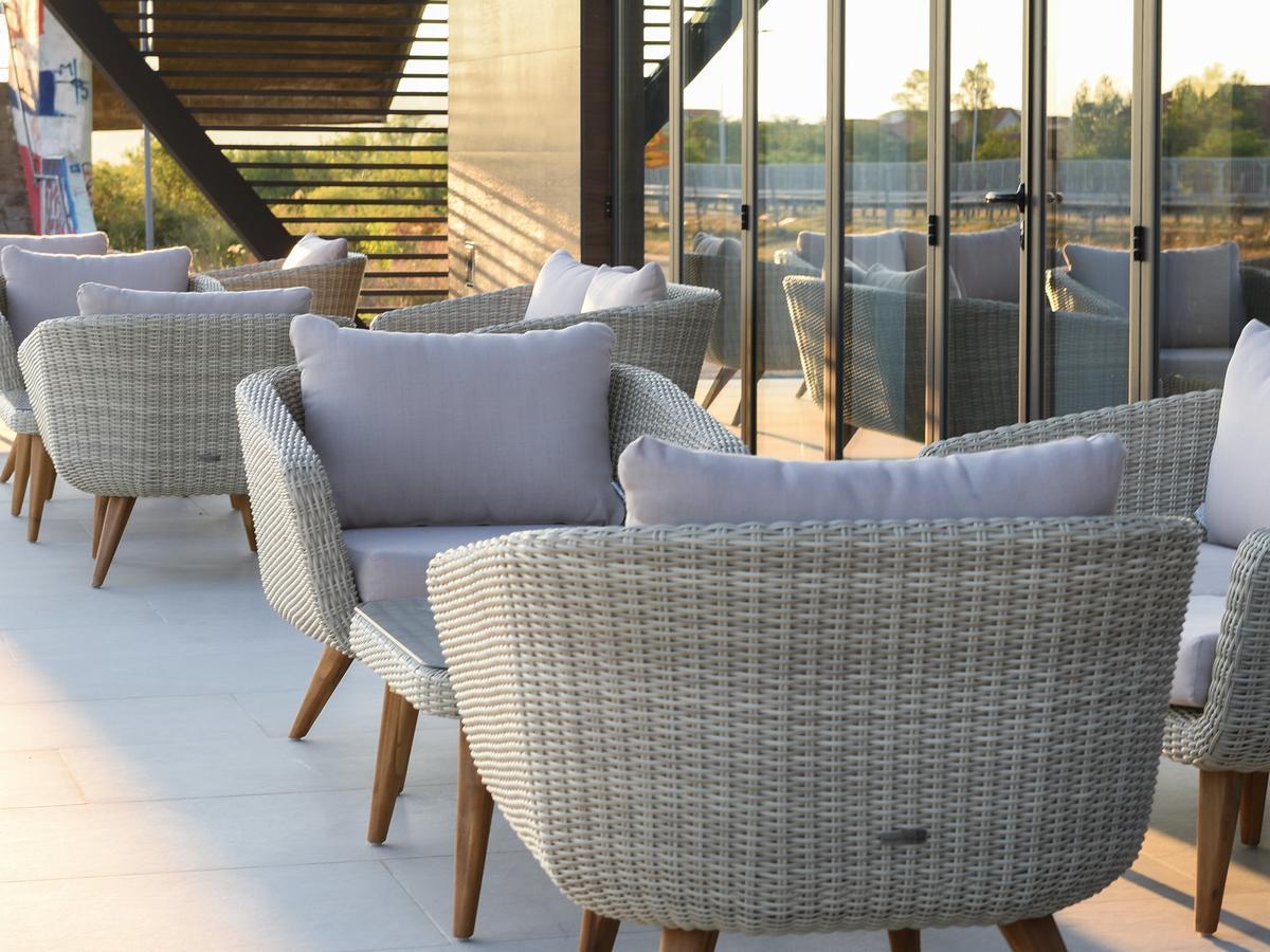 Hotel Ideo Lux Nis Luaran gambar