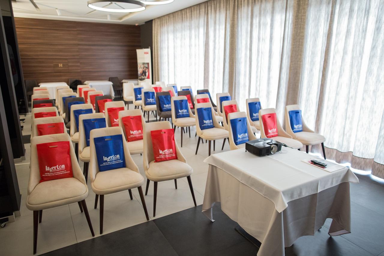 Hotel Ideo Lux Nis Luaran gambar