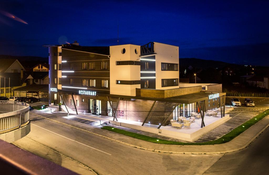 Hotel Ideo Lux Nis Luaran gambar